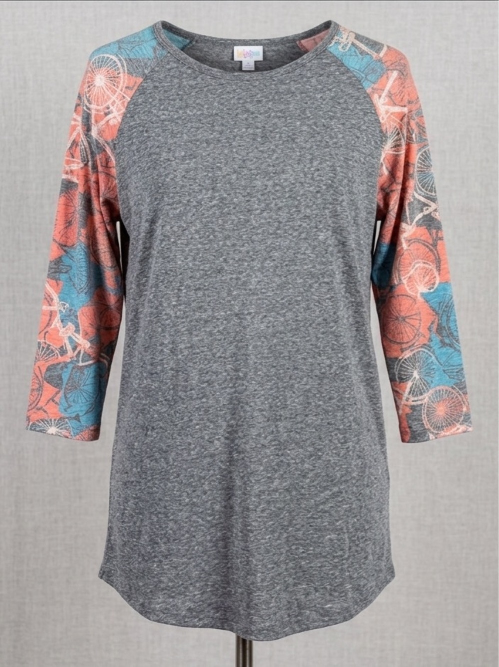 Lularoe Randy Tee Gray and Multicolor Raglan Sleeve Shirt 2x baseball T-shirt